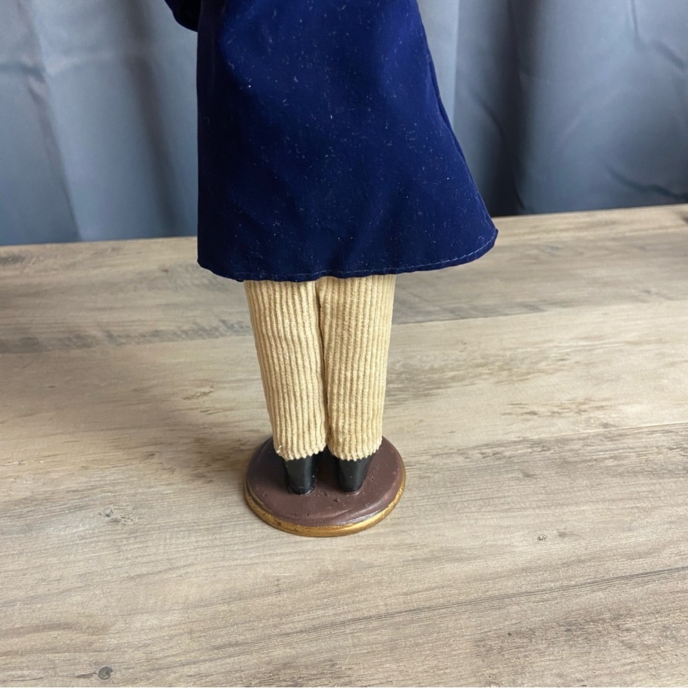 Boy Caroler Figurine with Trumpet and Gift, Blue Velvet Coat - Picture 8 of 12
